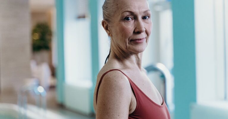 découvrez nos cours de natation adaptés à tous les âges. que vous soyez un enfant, un adolescent ou un adulte, nos leçons personnalisées vous aideront à améliorer vos compétences aquatiques et à gagner en confiance dans l'eau.