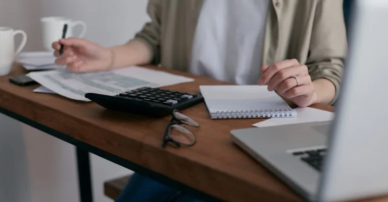 découvrez notre solution avancée pour la détection des problèmes de freinage. assurez votre sécurité et celle de votre véhicule grâce à un diagnostic précis et rapide des issues liées aux freins.