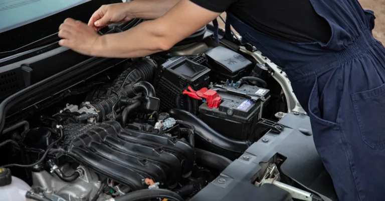 découvrez nos conseils essentiels pour l'entretien des batteries afin d'optimiser leur durée de vie et garantir un fonctionnement efficace. apprenez les meilleures pratiques pour maintenir vos batteries en parfait état et éviter les pannes inattendues.