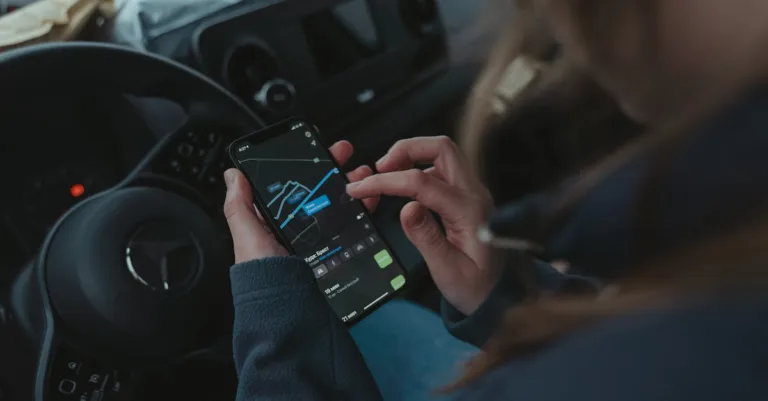 découvrez les dernières avancées en technologie automobile, incluant l'électrification, l'automatisation, et les innovations en matière de connectivité. explorez comment ces technologies révolutionnent l'industrie automobile et améliorent l'expérience de conduite.