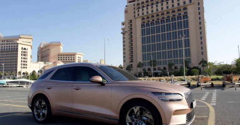 découvrez l'univers des voitures électriques, alliant performance, écologie et innovation. explorez les avantages des véhicules électriques, leur impact sur l'environnement et les dernières tendances du marché automobile. adoptez une conduite durable avec des informations sur les meilleures modèles, infrastructures de recharge et aides financières disponibles.