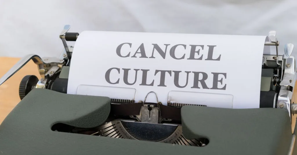 découvrez les enjeux et les transformations des phénomènes culturels qui façonnent notre société moderne. plongez dans l'analyse des tendances, des mouvements artistiques et des influences sociales qui impactent notre quotidien.