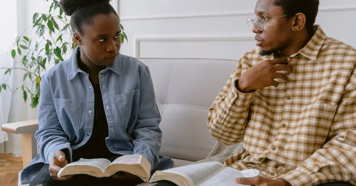 rejoignez notre club de lecture pour découvrir de nouveaux livres, échanger des idées passionnantes et partager votre amour de la littérature avec d'autres passionnés. qu'il s'agisse de romans, de thrillers ou de non-fiction, chaque rencontre est une occasion d'approfondir vos connaissances et de créer des liens enrichissants.