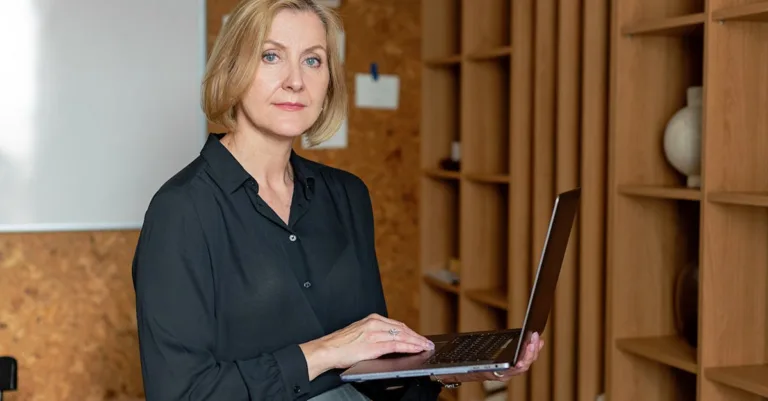 découvrez l'importance de l'efficacité énergétique pour optimiser vos performances et réduire vos coûts. apprenez des stratégies clés pour améliorer la consommation d'énergie de vos appareils et favoriser un développement durable.