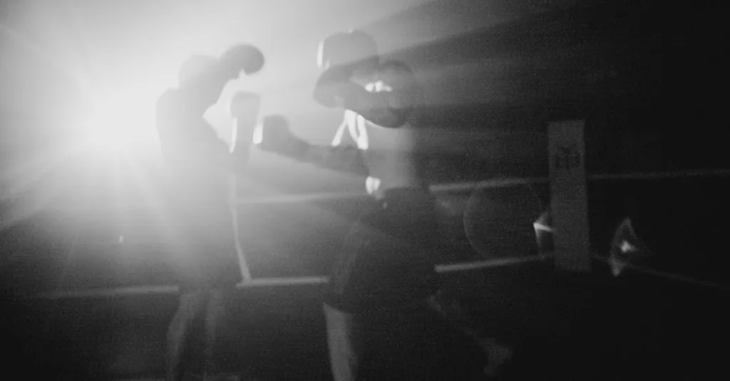 découvrez le ray tracing, une technique de rendu avancée qui simule le comportement de la lumière pour créer des images ultra-réalistes dans les jeux vidéo et l'imagerie 3d. apprenez comment cette technologie transforme l'industrie du graphisme et améliore l'expérience visuelle des utilisateurs.