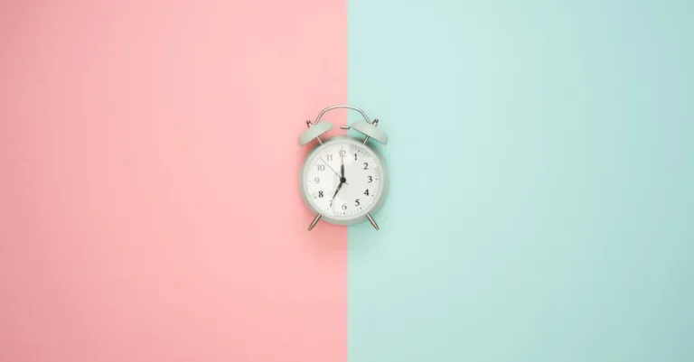 découvrez l'art du contraste, une technique essentielle pour mettre en valeur vos créations visuelles. apprenez à jouer avec les nuances, les couleurs et les formes pour captiver votre public et donner du relief à vos œuvres.