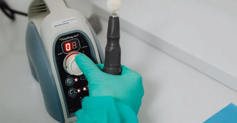 découvrez comment optimiser les paramètres de votre écran oled pour une expérience visuelle exceptionnelle. ajustez la luminosité, le contraste et les couleurs pour des images réalistes et éclatantes.