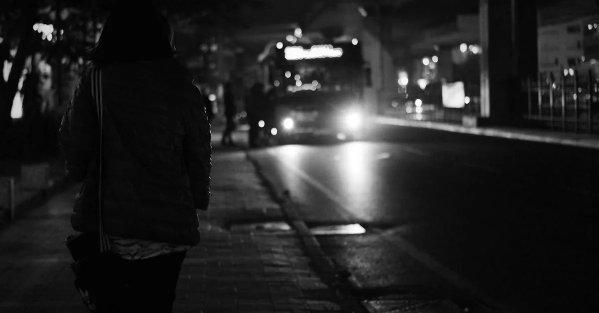 découvrez notre collection de vestes de transition, parfaites pour les journées changeantes. alliez style et confort grâce à des modèles tendance adaptés à toutes les saisons. idéales pour des looks décontractés ou chics, nos vestes vous accompagneront partout.