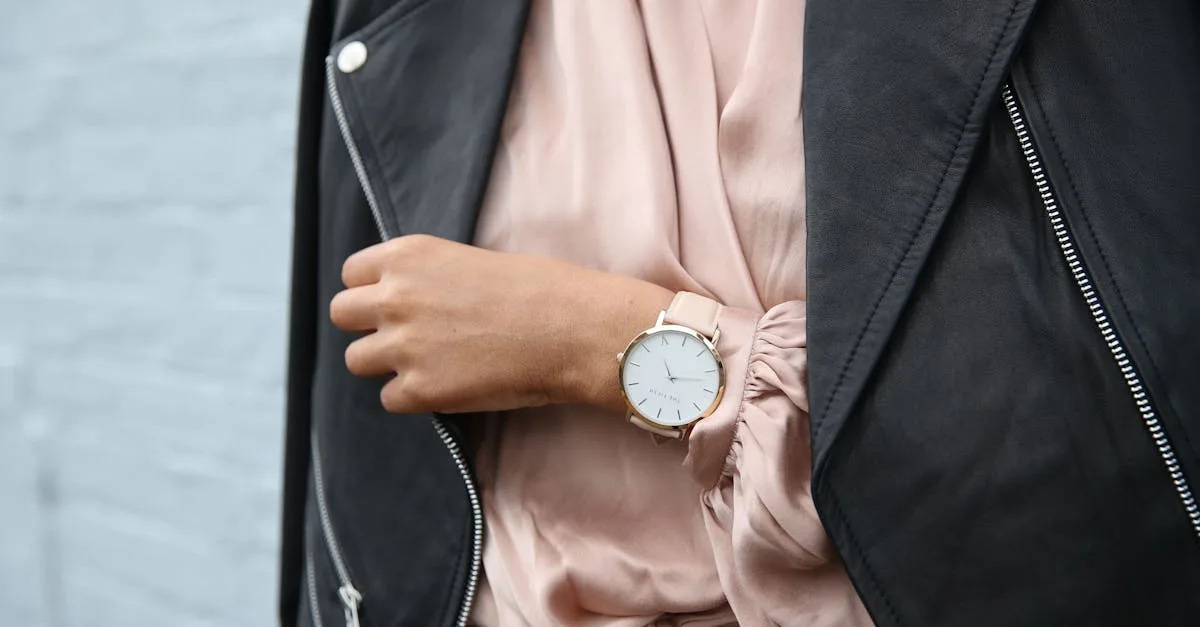 découvrez notre sélection de montres élégantes et tendance, alliant style et fonctionnalité pour chaque occasion. trouvez la montre parfaite qui complétera votre look avec classe.