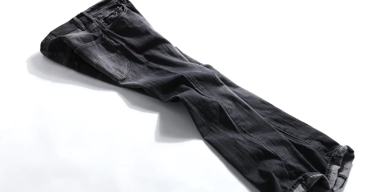 découvrez notre collection de jeans tendance pour hommes et femmes, alliant confort et style. que vous préfériez un look décontracté ou sophistiqué, trouvez le modèle parfait qui s'adapte à toutes vos occasions.