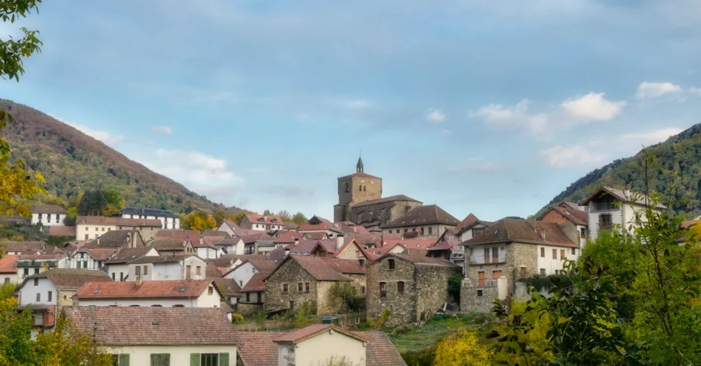 découvrez tout sur les maisons fortifiées : leur histoire, leur architecture unique et leur rôle dans la protection contre les attaques au fil des siècles. plongez dans l’univers des demeures défensives emblématiques.
