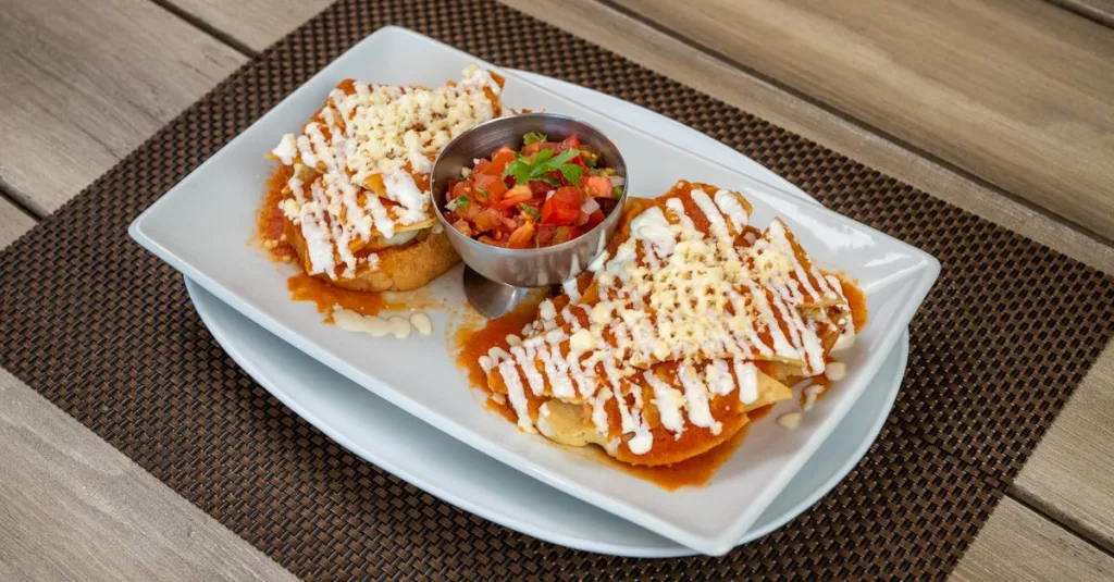 découvrez un restaurant aux saveurs locales authentiques, offrant une expérience culinaire unique avec des plats traditionnels préparés à partir d'ingrédients frais et locaux.