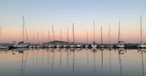 découvrez sandhamn alexander, une expérience unique alliant élégance et aventure au cœur de l'île de sandhamn.