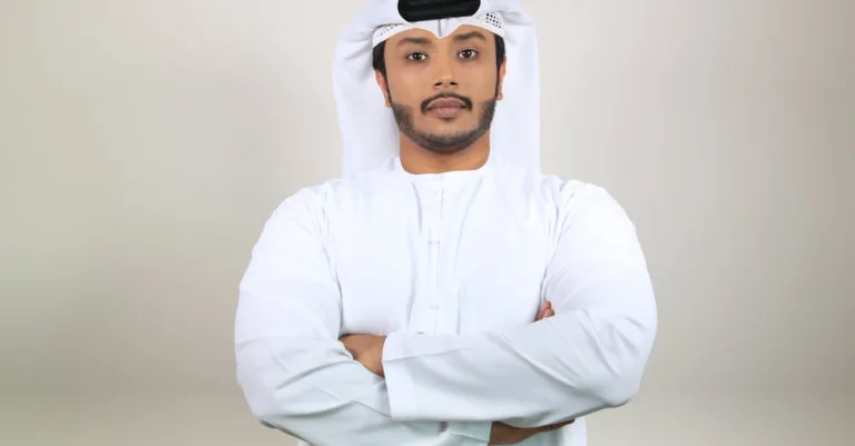 découvrez les meilleurs humoristes arabes masculins, leurs spectacles drôles et leurs performances uniques qui font rire à travers le monde.