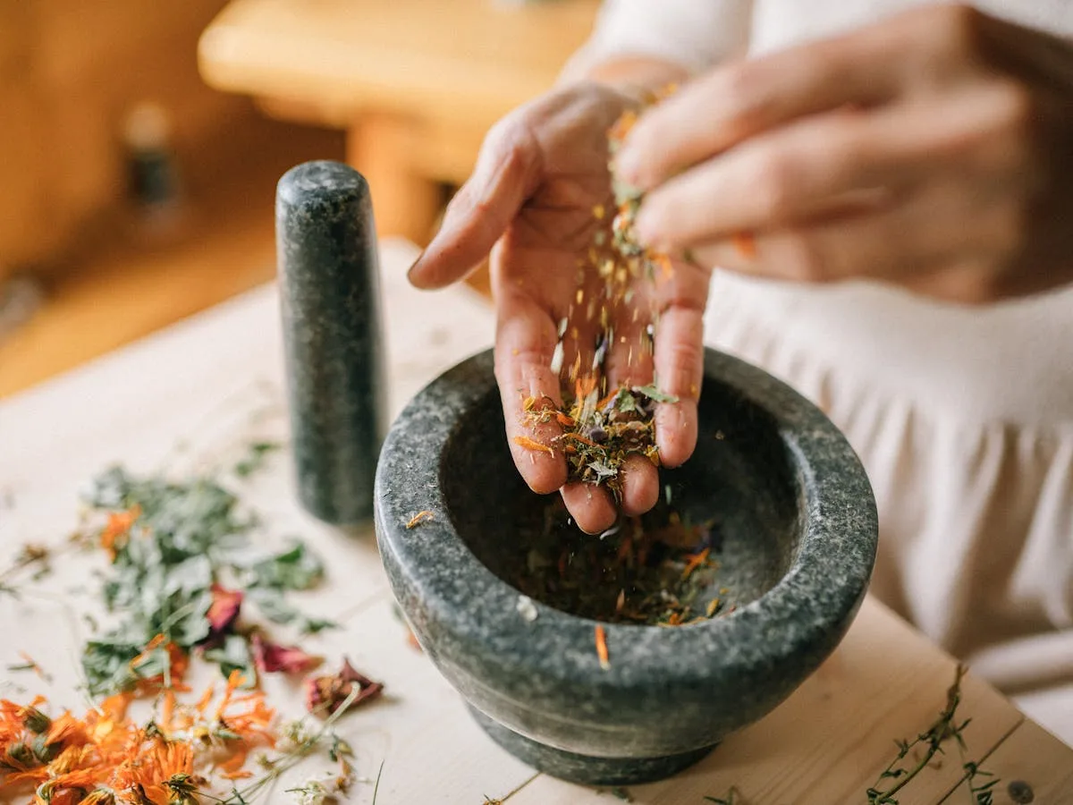 mélanger d'herbe à fumer