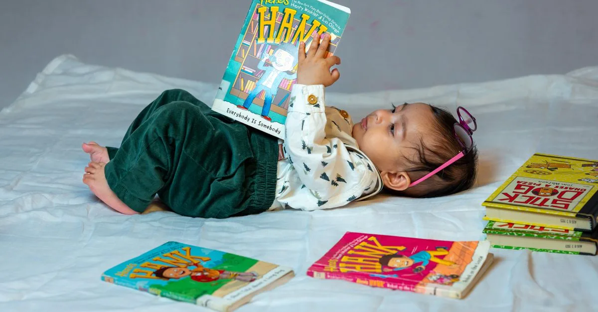 découvrez l'importance de l'alphabétisation précoce pour le développement des compétences en lecture et écriture chez les jeunes enfants.