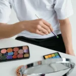 découvrez les meilleurs conseils mode et beauté pour sublimer votre style au quotidien et révéler votre charme naturel.